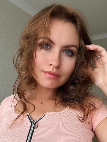 Юна